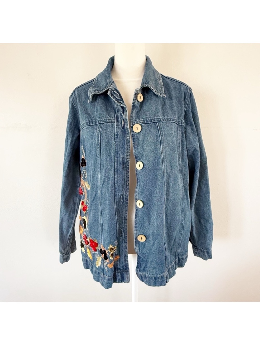 Vintage‎ Women Embroidered Floral Denim Jean Jacket Medium Cottage Granny Layers